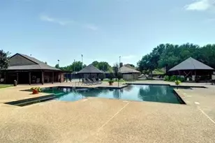 2109 Rainbow Dr, Arlington, TX 76011 - Photo 39