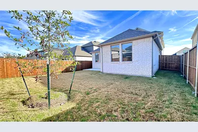 1002 London Town Lane, Princeton, TX 75071 - Photo 31