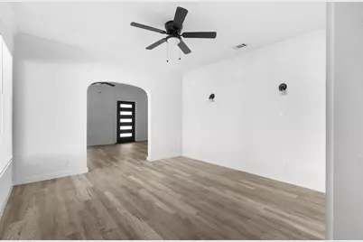 811 N Crawford Street, Dallas, TX 75203 - Photo 5