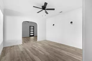 811 N Crawford St, Dallas, TX 75203 - Photo 5