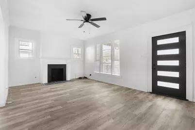 811 N Crawford Street, Dallas, TX 75203 - Photo 3