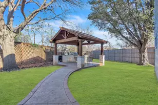 5416 Colonial Ct, Flower Mound, TX 75028 - Photo 23