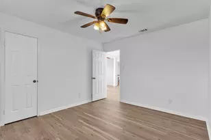 5416 Colonial Ct, Flower Mound, TX 75028 - Photo 9