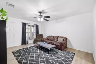 612 N 10th St, Sanger, TX 76266 - Photo 5