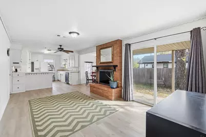 612 N 10th Street, Sanger, TX 76266 - Photo 9