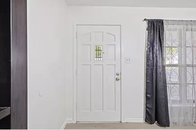 612 N 10th Street, Sanger, TX 76266 - Photo 3