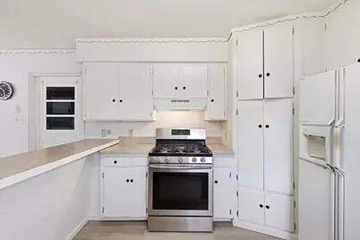 612 N 10th Street, Sanger, TX 76266 - Photo 17