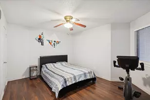 2300 Balsam Dr, Arlington, TX 76006 - Photo 11