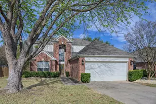 7913 Old Hickory Dr, North Richland Hills, TX 76182 - Photo 1