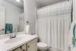 1220 Shady Elm Ln, Lewisville, TX 75067 - Photo 11