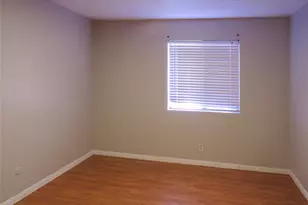 7431 Holly Hill Dr, Dallas, TX 75231 - Photo 11