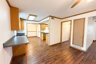 8636 Strathmore Dr, Dallas, TX 75238 - Photo 7