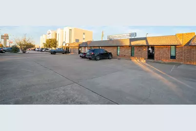 320 N Jim Wright Freeway, White Settlement, TX 76108 - Photo 17