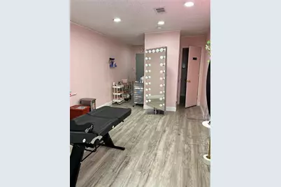 320 N Jim Wright Freeway, White Settlement, TX 76108 - Photo 11