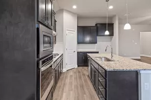 10384 Sarasota St, Grand Prairie, TX 76065 - Photo 3