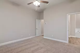 10384 Sarasota St, Grand Prairie, TX 76065 - Photo 15