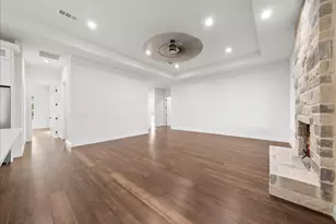 3801 Berry Hill Ct, Double Oak, TX 75028 - Photo 9