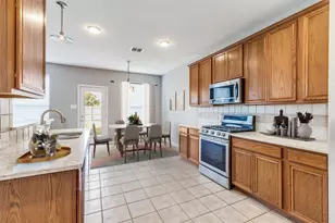 4833 Red Velvet Rd, Fort Worth, TX 76244 - Photo 7