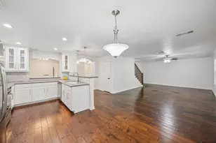 710 Bluffview Dr, McKinney, TX 75071 - Photo 17