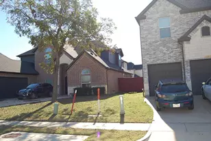 3912 Belle Maison Ct, Arlington, TX 76016 - Photo 3