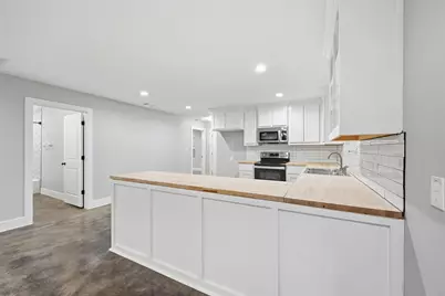 607 E Day Street, Denison, TX 75021 - Photo 9