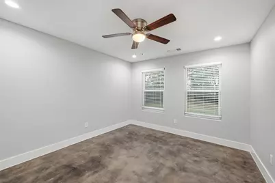 607 E Day Street, Denison, TX 75021 - Photo 11