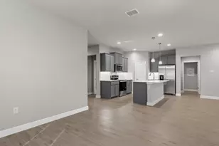 10404 Sunset Shore Dr, Grand Prairie, TX 76065 - Photo 11