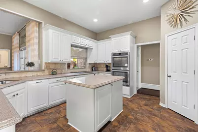 6306 Chelsea Way, Garland, TX 75044 - Photo 9