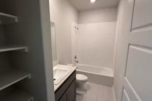 321 Gallant Man Ct, Granbury, TX 76049 - Photo 13