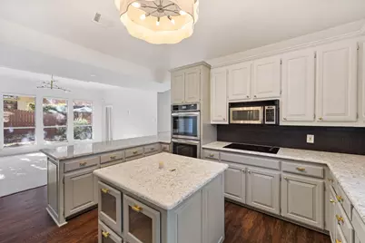 920 Cat Hollow Court, Keller, TX 76248 - Photo 13