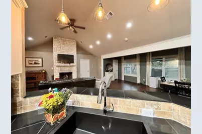 420 Sessums Road, Springtown, TX 76082 - Photo 9
