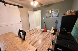 420 Sessums Rd, Springtown, TX 76082 - Photo 35