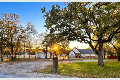 420 Sessums Road, Springtown, TX 76082 - Photo 37