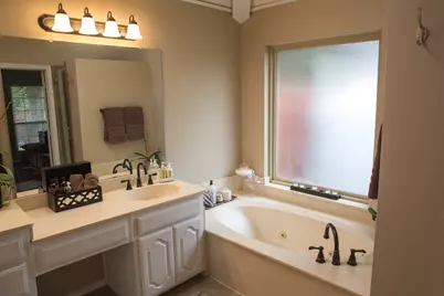 200 Supreme Court, Irving, TX 75061 - Photo 11