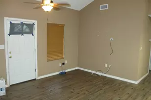 602 S Aquilla St, Itasca, TX 76055 - Photo 3