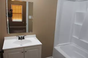 602 S Aquilla St, Itasca, TX 76055 - Photo 15