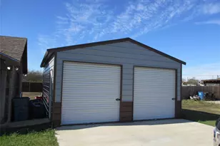 602 S Aquilla St, Itasca, TX 76055 - Photo 23