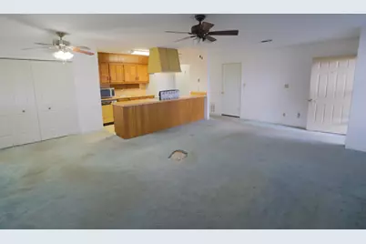 1009 Buchanan Street, McGregor, TX 76657 - Photo 3