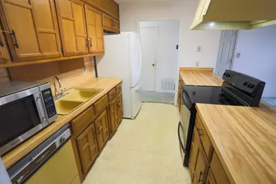 1009 Buchanan Street, McGregor, TX 76657 - Photo 5