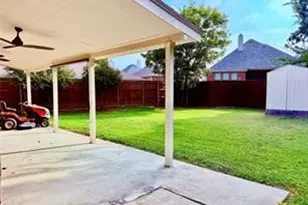 700 Auburndale Dr, Euless, TX 76040 - Photo 5