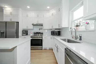 319 Coral Reef St, Gun Barrel City, TX 75156 - Photo 13