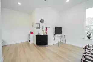 319 Coral Reef St, Gun Barrel City, TX 75156 - Photo 21