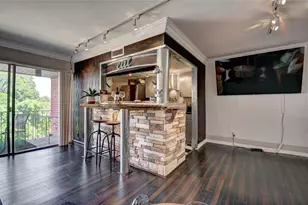 502 E Avenue J, Grand Prairie, TX 75050 - Photo 1