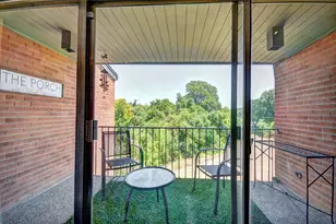 502 E Avenue J, Grand Prairie, TX 75050 - Photo 9