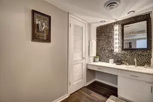 502 E Avenue J, Grand Prairie, TX 75050 - Photo 7