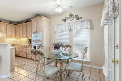 3309 Sir Stewart Circle, Grand Prairie, TX 75052 - Photo 9