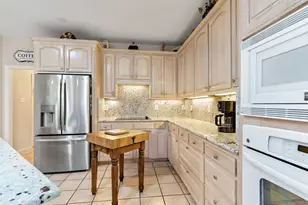 3309 Sir Stewart Cir, Grand Prairie, TX 75052 - Photo 11