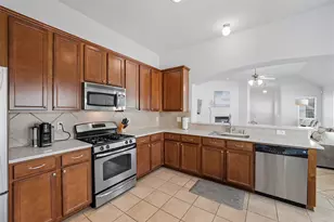 1113 King George Ln, Savannah, TX 76227 - Photo 11