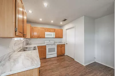 6309 Fern Meadow Drive, Fort Worth, TX 76179 - Photo 9