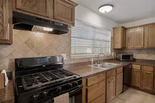 1517 N Highland Ave, Sherman, TX 75092 - Photo 11